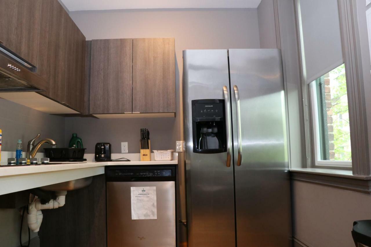 A Stylish Stay W/ A Queen Bed, Heated Floors.. #21 Brookline Dış mekan fotoğraf